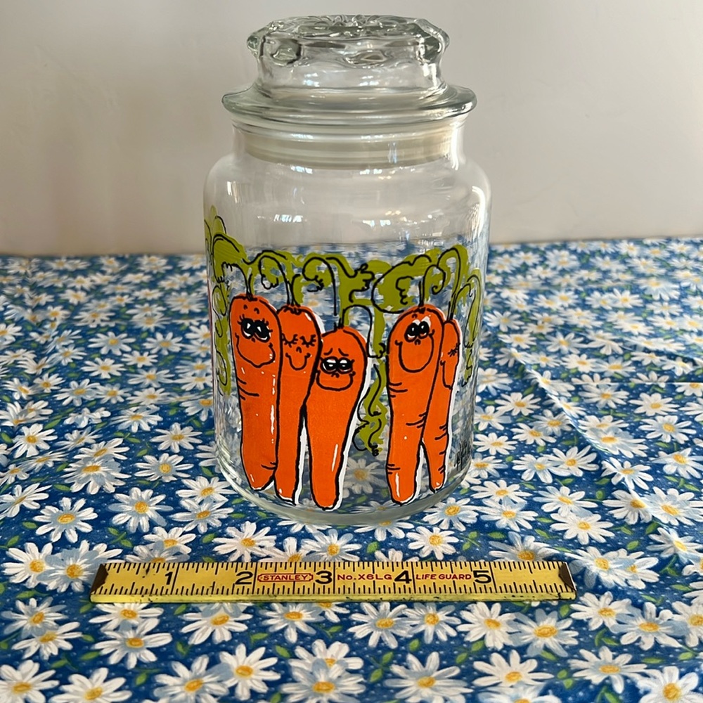 Vintage Anchor Hocking Hildi Carrot Design